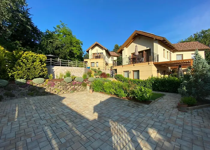 Terrasun Lägenhet Balatonszarszo