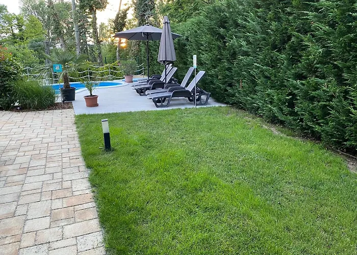 Terrasun Lägenhet Balatonszarszo